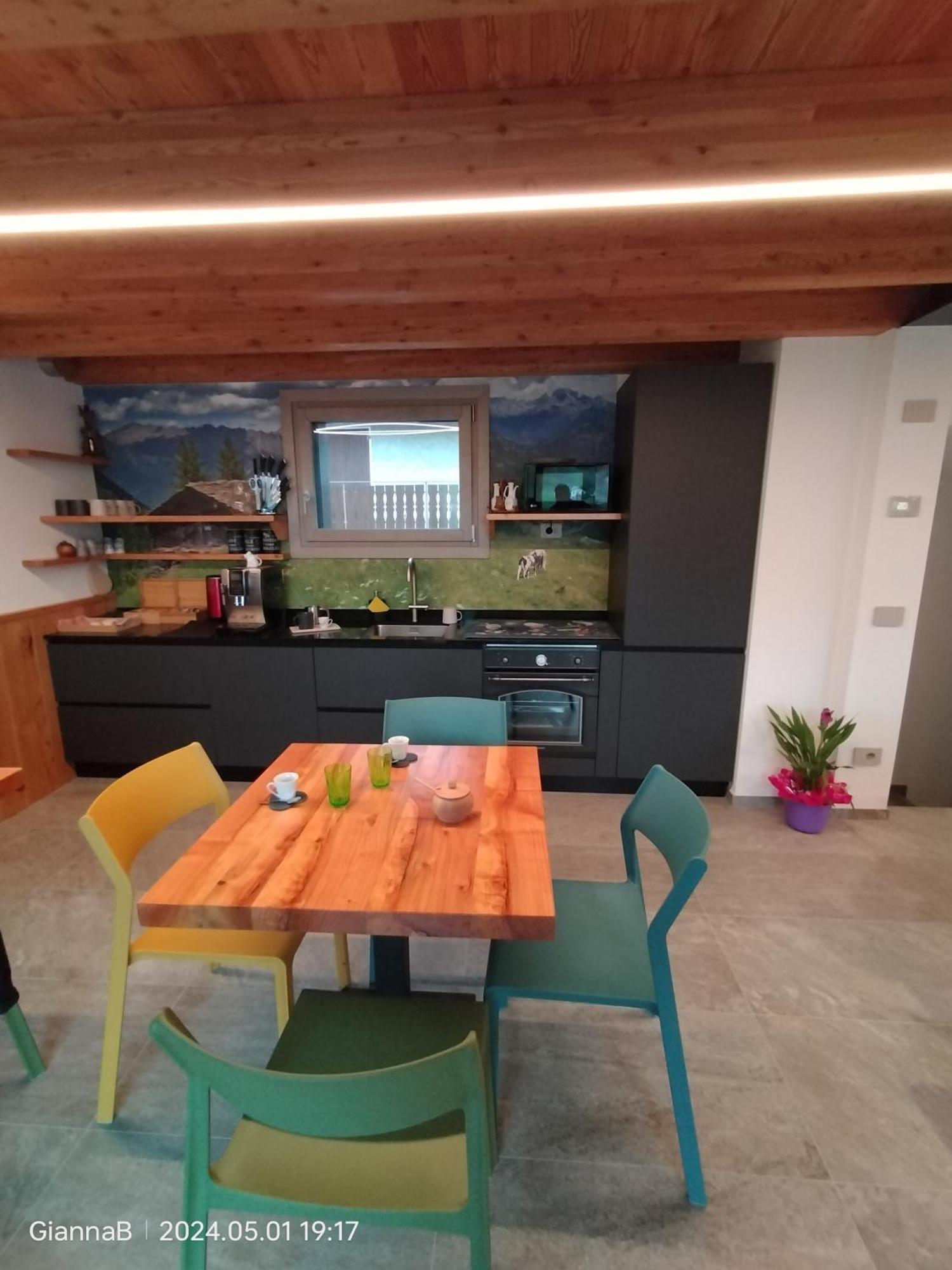 Beb Aria Di Montagna Bed and Breakfast Forcola Buitenkant foto